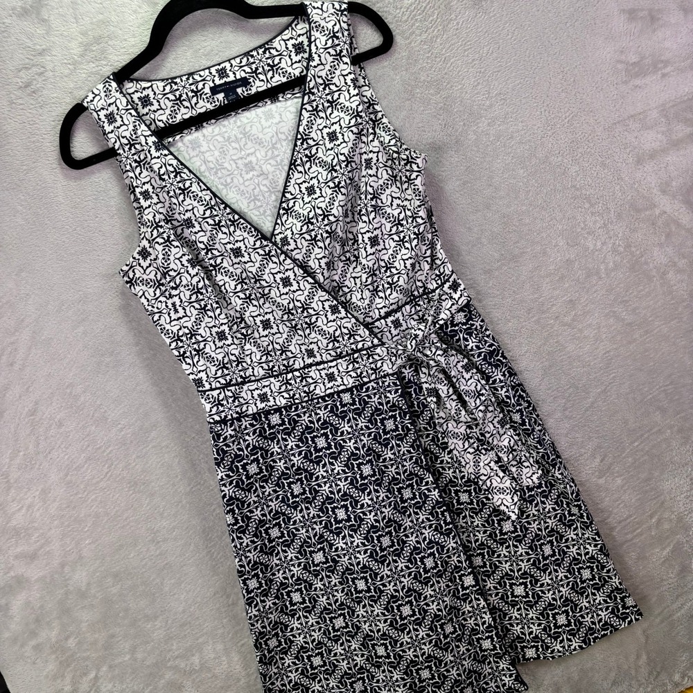 Tommy Hilfiger Womens Dress M Navy White Geometric Faux Wrap Sleeveless A-Line